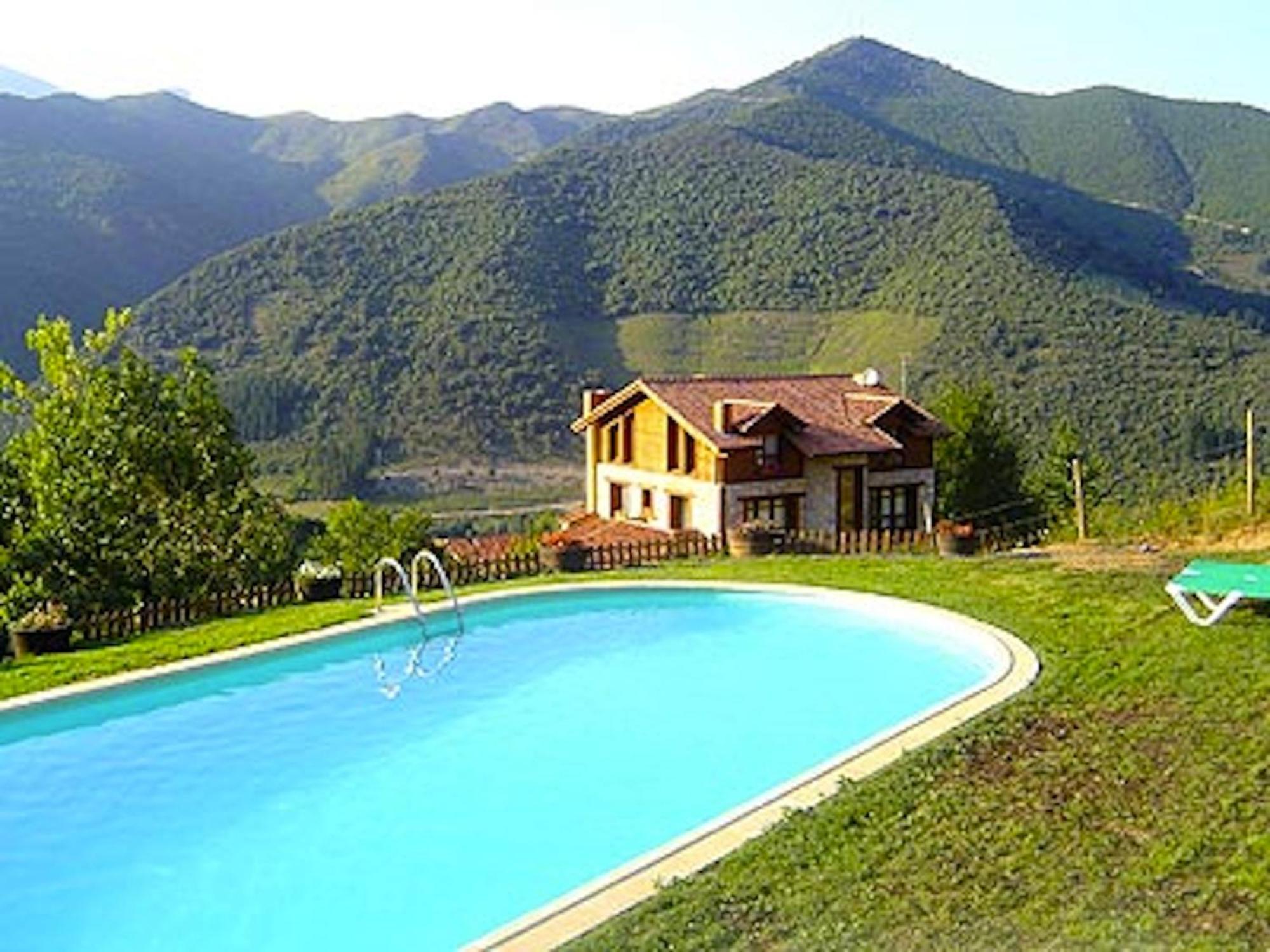 Posada El Bosque Mieses Екстериор снимка